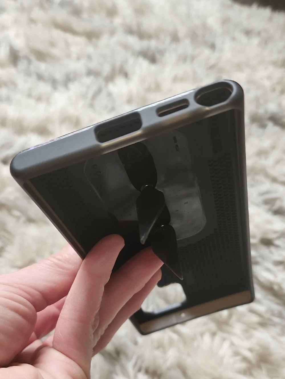 LOOPY CASE 